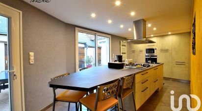 Traditional house 6 rooms of 163 m² in Bossée (37240)