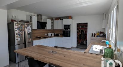 Traditional house 4 rooms of 97 m² in La Sauve (33670)