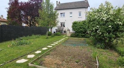 Maison de village 9 pièces de 183 m² à Courcelles-sur-Nied (57530)
