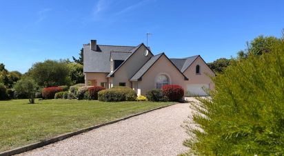 Architectural house 8 rooms of 193 m² in Saint-Molf (44350)
