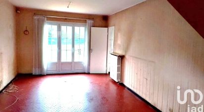 Traditional house 4 rooms of 80 m² in Combs-la-Ville (77380)
