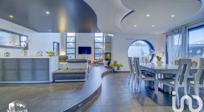 Maison d’architecte 8 pièces de 250 m² à Amnéville (57360)