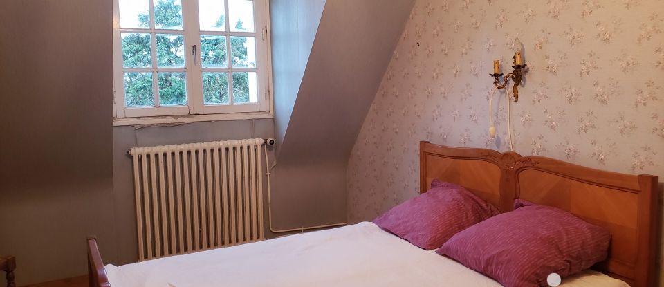 Traditional house 6 rooms of 125 m² in Plozévet (29710)