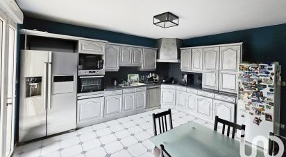 Maison traditionnelle 7 pièces de 197 m² à Meulan-en-Yvelines (78250)