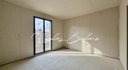 House 4 rooms of 106 m² in Aubignan (84810)