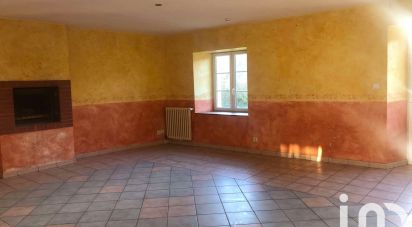 House 5 rooms of 152 m² in Saint-Pierre-de-Coutances (50200)