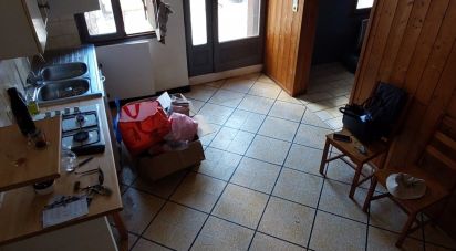Village house 3 rooms of 57 m² in Générac (30510)