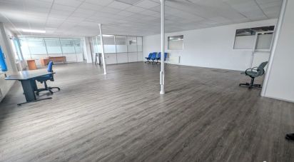 Offices of 200 m² in Saint-Pierre-lès-Elbeuf (76320)