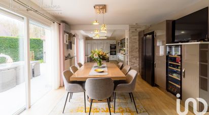 House 8 rooms of 200 m² in Châtenay-Malabry (92290)