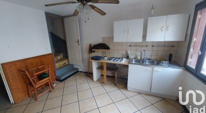 Village house 3 rooms of 57 m² in Générac (30510)