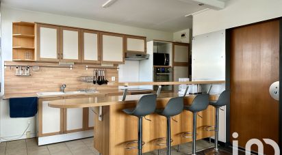 Apartment 3 rooms of 62 m² in Cergy (95000)