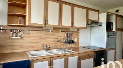 Apartment 3 rooms of 62 m² in Cergy (95000)