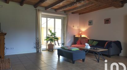 Country home 7 rooms of 250 m² in Rives-d’Autise (85240)