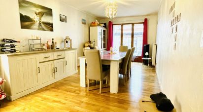 Maison 6 pièces de 193 m² à Saint-Menges (08200)