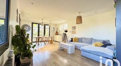 House 5 rooms of 150 m² in Le Plessis-Robinson (92350)