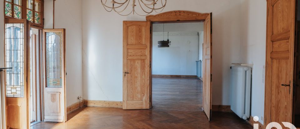 Maison 8 pièces de 288 m² à Montigny-lès-Metz (57950)