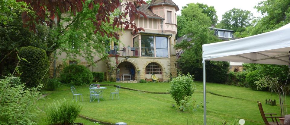 Maison 8 pièces de 288 m² à Montigny-lès-Metz (57950)