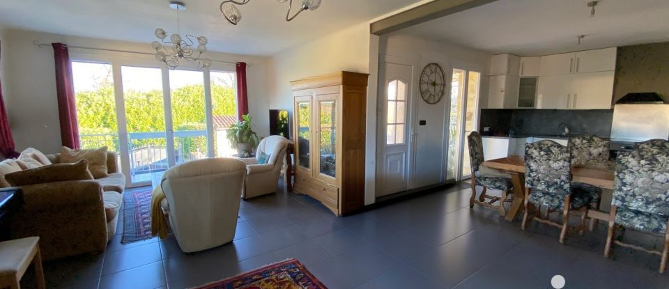 House 8 rooms of 186 m² in Cahors (46000)