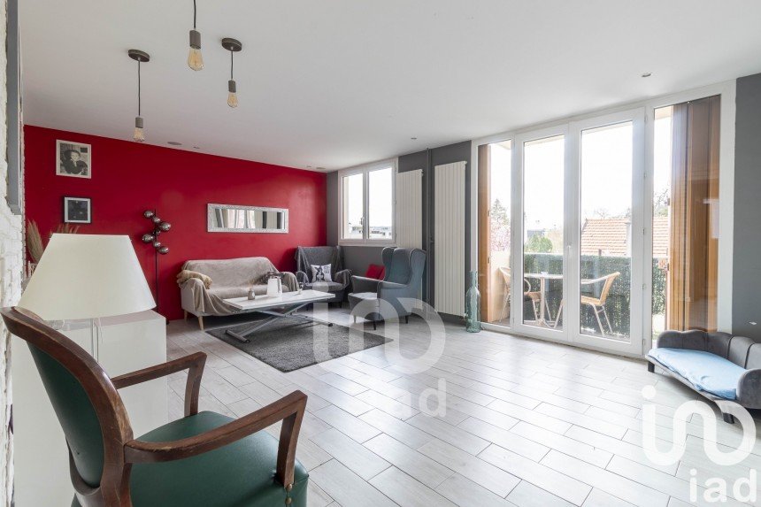 Appartement 3 pièces de 57 m² à Garches (92380)
