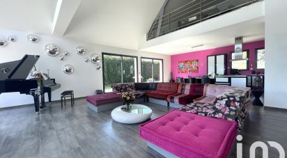 House 7 rooms of 250 m² in Saint-Germain-de-la-Grange (78640)