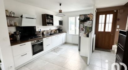 House 4 rooms of 93 m² in Vert-Saint-Denis (77240)