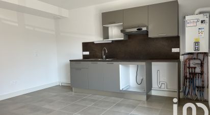 Apartment 3 rooms of 53 m² in Tours (37100)