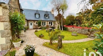 House 11 rooms of 196 m² in Langoat (22450)
