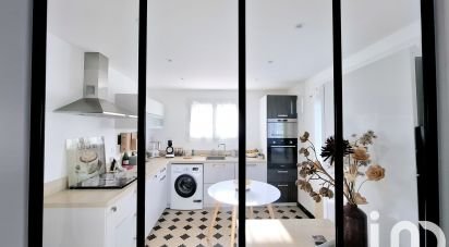 House 5 rooms of 100 m² in Lannion (22300)