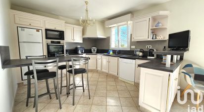 Traditional house 6 rooms of 137 m² in Chanceaux-sur-Choisille (37390)