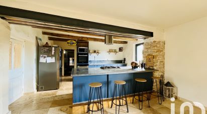 House 8 rooms of 179 m² in Connaux (30330)