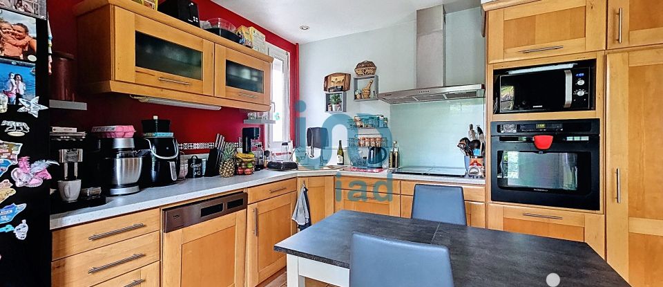 Maison 4 pièces de 90 m² à Magnanville (78200)