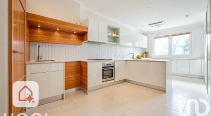 Appartement 3 pièces de 81 m² à Metz (57070)