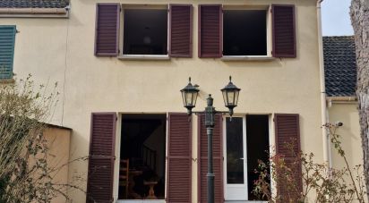 House 4 rooms of 95 m² in Amilly (45200)