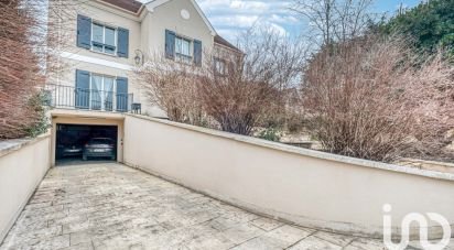 Maison traditionnelle 7 pièces de 220 m² à Esbly (77450)