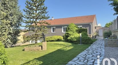 Maison traditionnelle 5 pièces de 138 m² à Arry (57680)