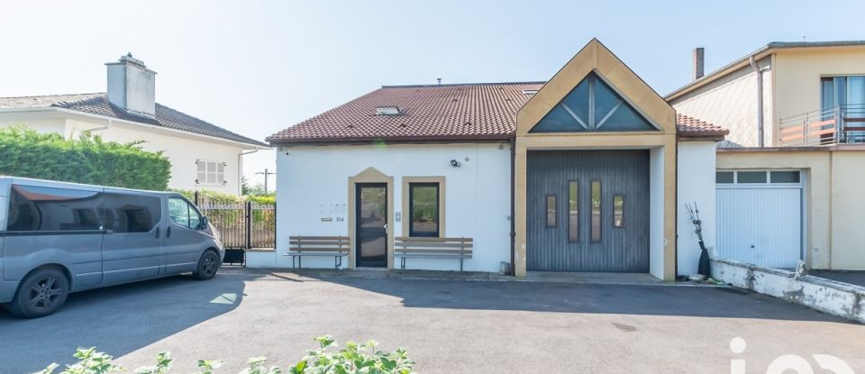 House 8 rooms of 220 m² in Vitry-sur-Orne (57185)