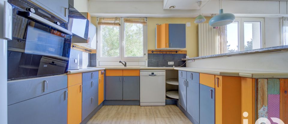 Maison 8 pièces de 183 m² à Montigny-lès-Metz (57950)