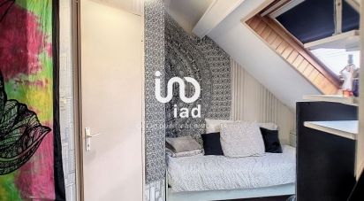 Studio 1 room of 10 m² in Amiens (80000)
