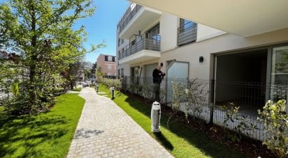 Apartment 1 room of 33 m² in Neuilly-Plaisance (93360)