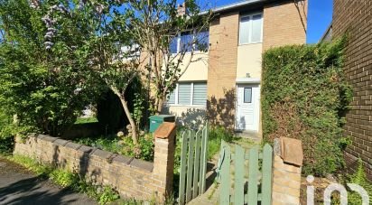 Maison 4 pièces de 90 m² à Saint-Saulve (59880)