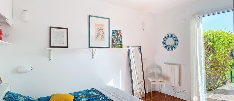 Architectural house 4 rooms of 115 m² in Plozévet (29710)