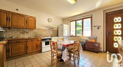 Maison 3 pièces de 85 m² à Nouzonville (08700)