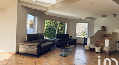 Maison 9 pièces de 260 m² à Méré (78490)