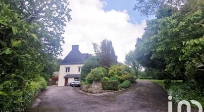 House 6 rooms of 162 m² in Rédené (29300)