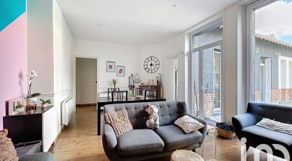 Maison 9 pièces de 240 m² à Neufchâtel-sur-Aisne (02190)