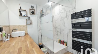 Maison 4 pièces de 83 m² à Aulnoye-Aymeries (59620)