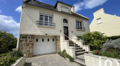 House 10 rooms of 120 m² in Hanvec (29460)