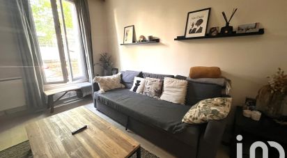 Apartment 2 rooms of 38 m² in Issy-les-Moulineaux (92130)