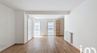 Apartment 4 rooms of 82 m² in Rennes (35200)
