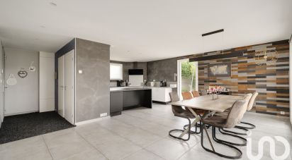 House 6 rooms of 161 m² in Cheniménil (88460)